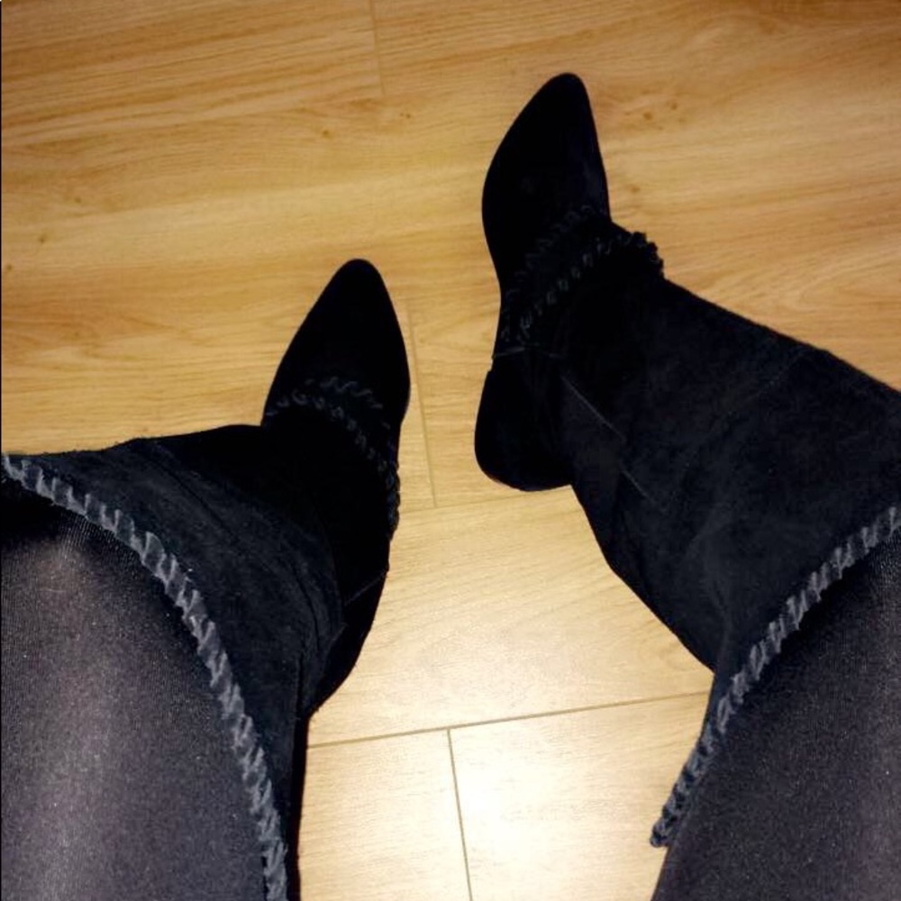 Knee High Suede Black Boots - Picture 5 of 5